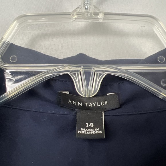 Ann Taylor Blouse Womens 14 Navy Blue Button Up Long Sleeve Capsule Wardrobe - Picture 4 of 13